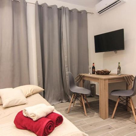 Contemporary Studios Old Port By Corfuescapes Corfu  Εξωτερικό φωτογραφία