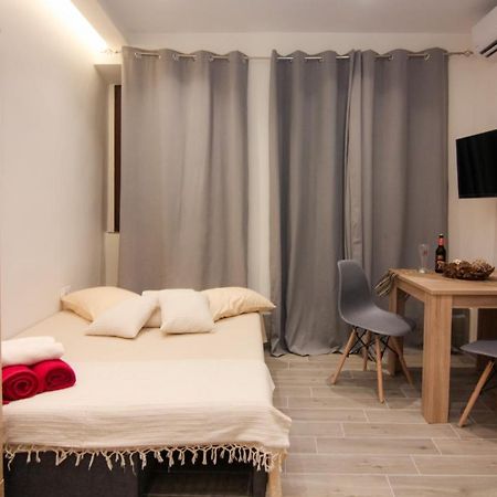 Contemporary Studios Old Port By Corfuescapes Corfu  Εξωτερικό φωτογραφία