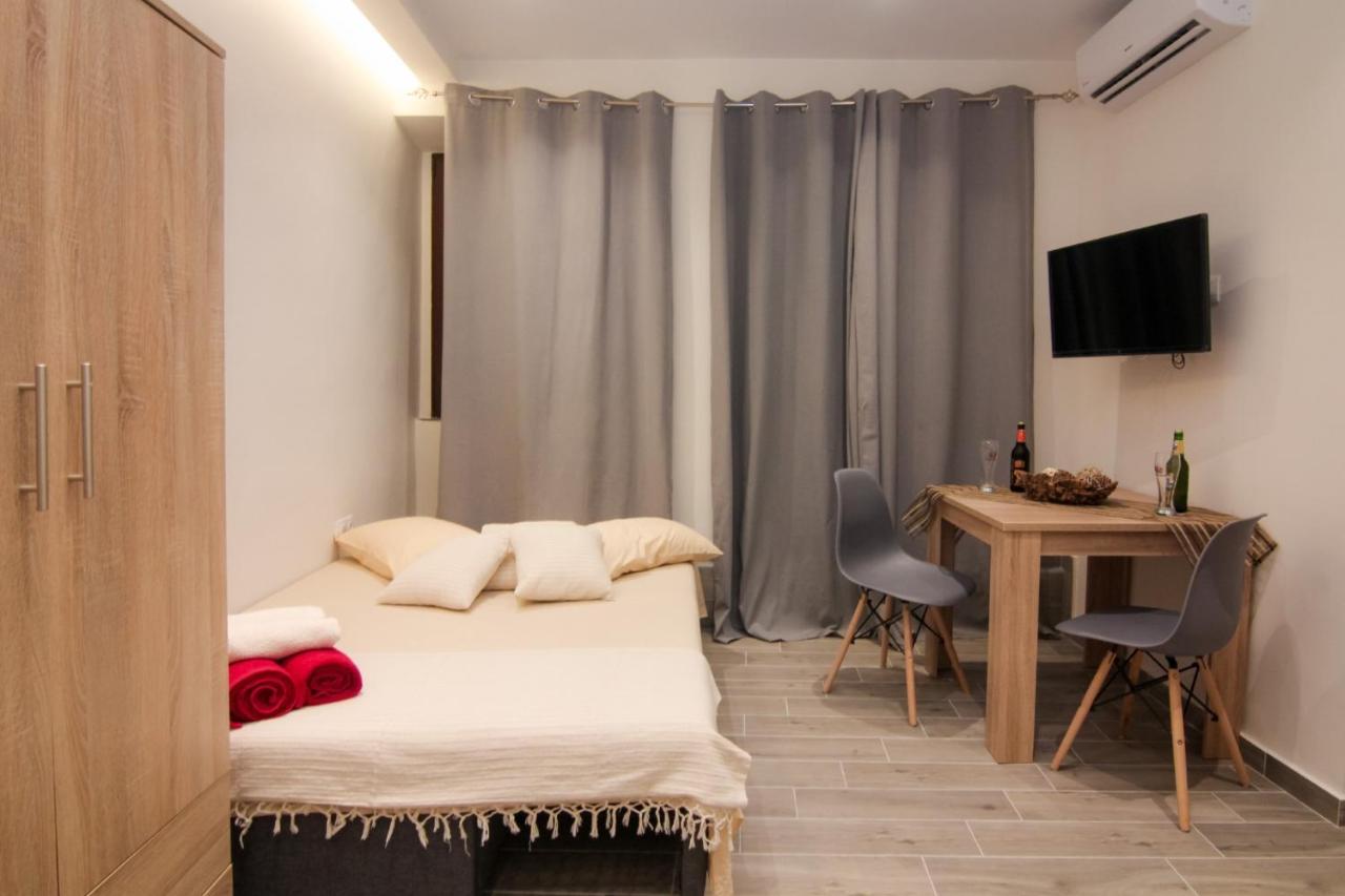 Contemporary Studios Old Port By Corfuescapes Corfu  Εξωτερικό φωτογραφία